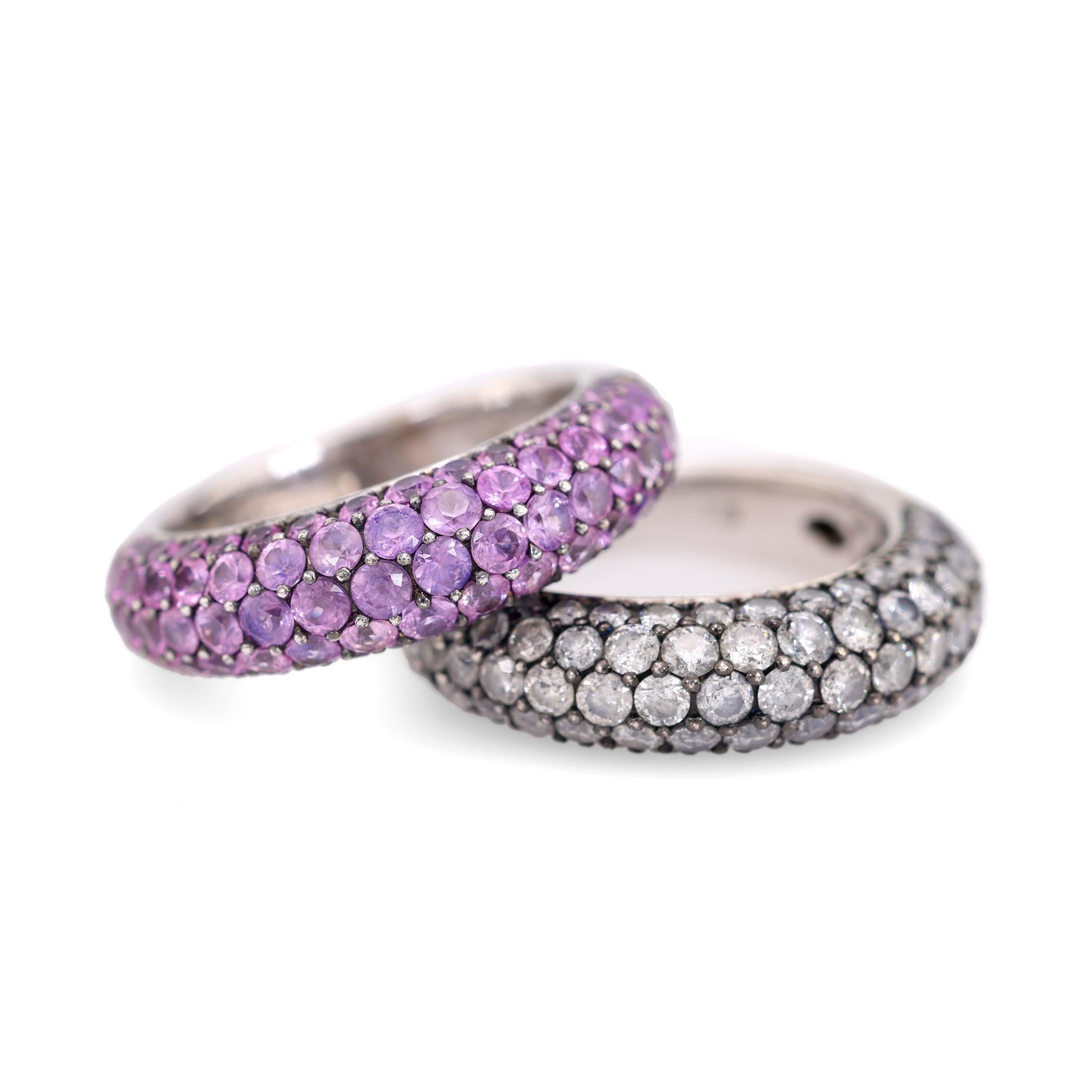 Bague contemporaine en or blanc 18k pavée de saphirs roses d'un poids total de 3,20 carats Excellent état - En vente à Beverly Hills, CA