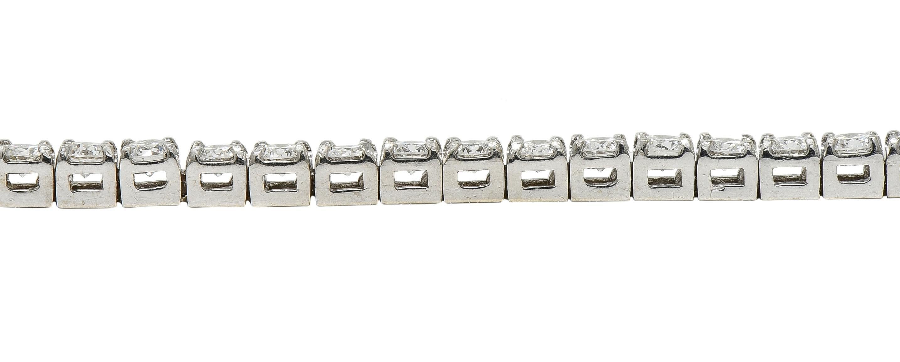 Contemporary 3.25 CTW Diamond 14 Karat White Gold Tennis Line Bracelet For Sale 1
