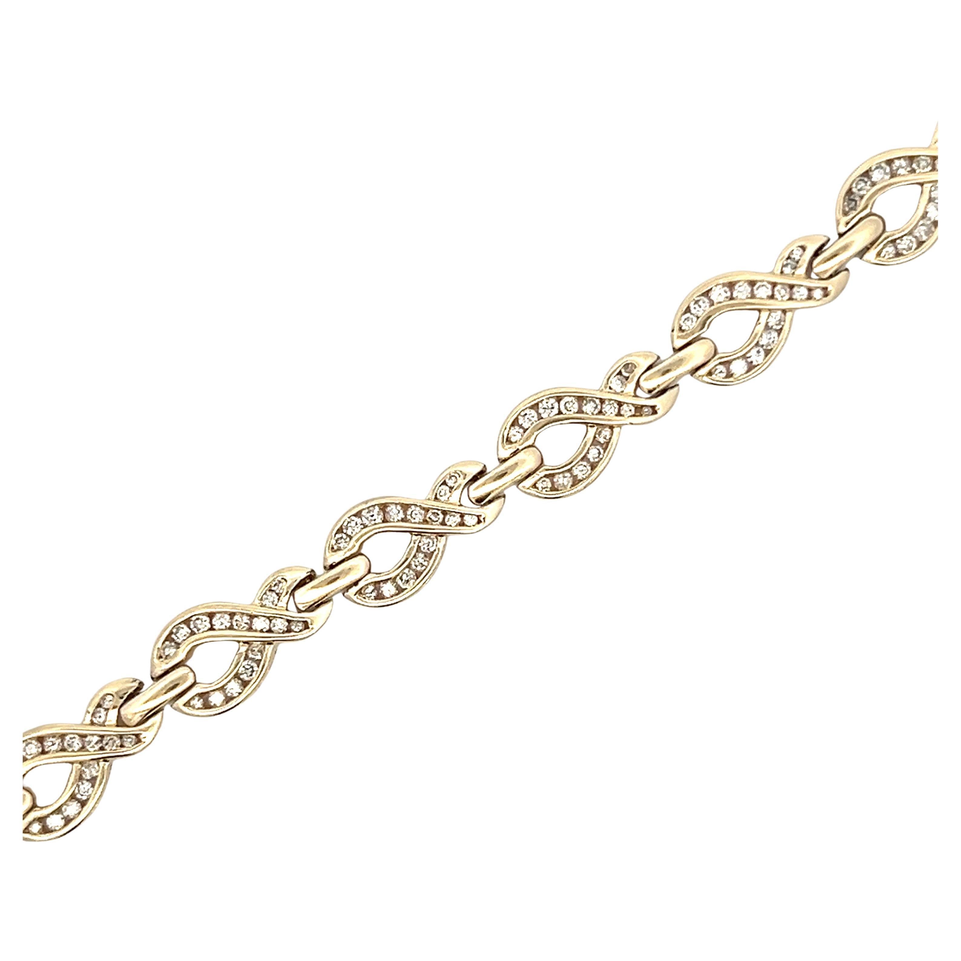This 14 karat yellow gold bracelet features an open twisted link design and is adorned with 162 round brilliant diamonds, totaling approximately 3.25 carats. The diamonds exhibit I/J color and SI clarity, offering a classic and elegant look.