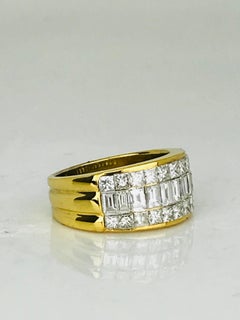 Contemporary 3.37 Carat Princess Baguette Diamond 18 Karat Ring, VS - F Color