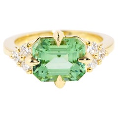 Contemporary 3.45 Carat Green Tourmaline 
Diamond Ring 18 Carat Yellow Gold