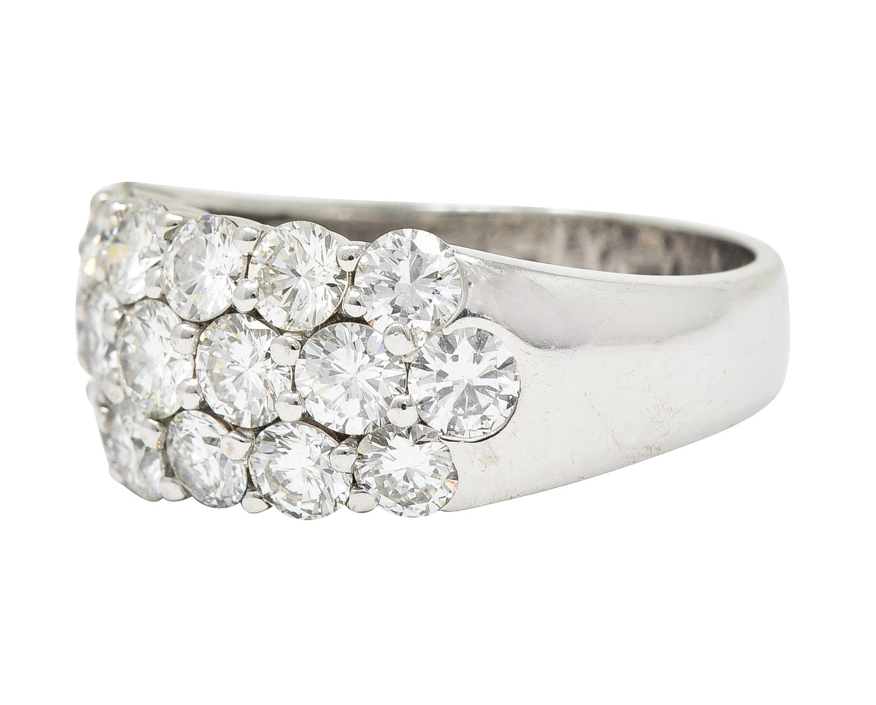 Women's or Men's Contemporary 3.50 Carats Pave Diamond 18 Karat White Gold Band Ring