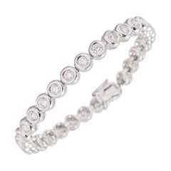 Contemporary 3.55 Carat Diamond White Gold Tennis Bracelet