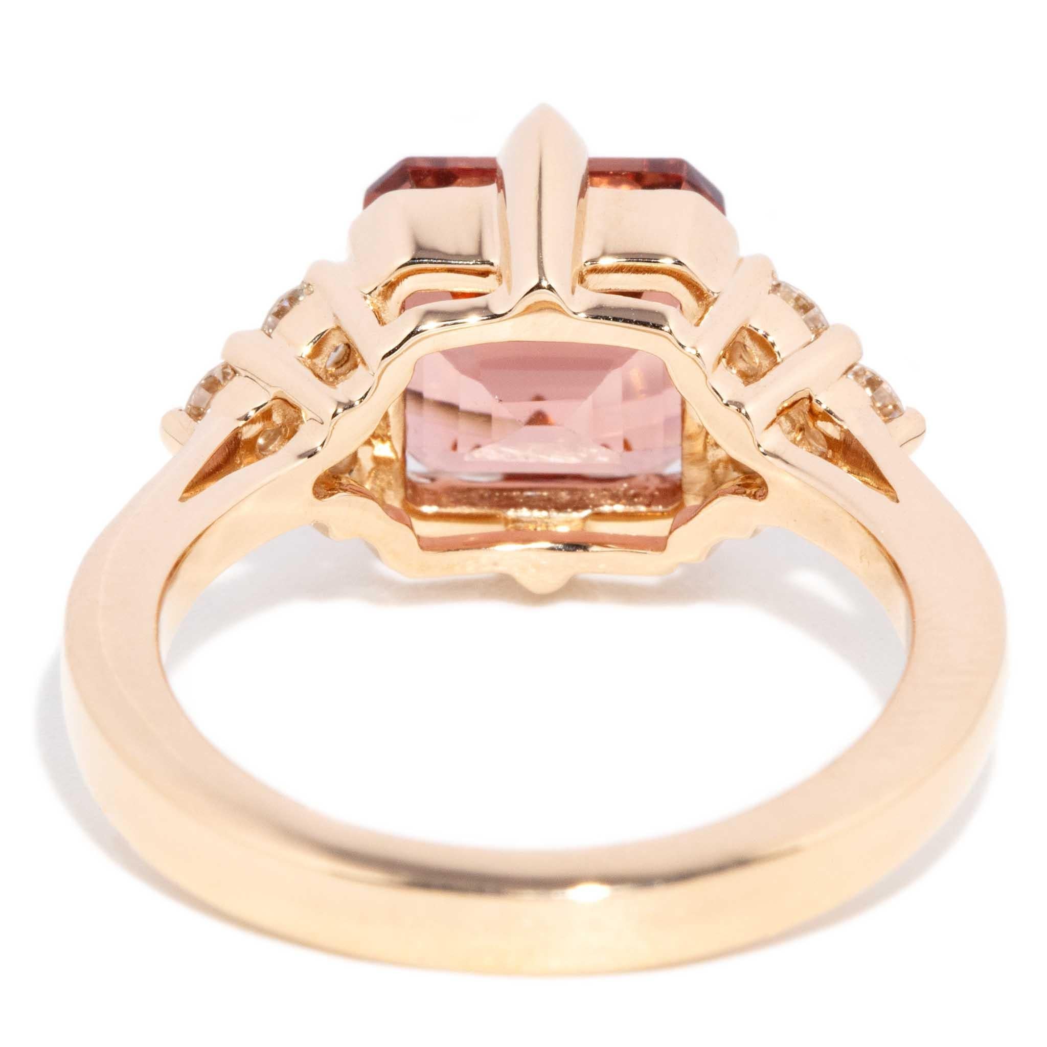 Anillo contemporáneo de oro de 18 ct con turmalina naranja melocotón y diamantes de 3,72 ct en venta 4