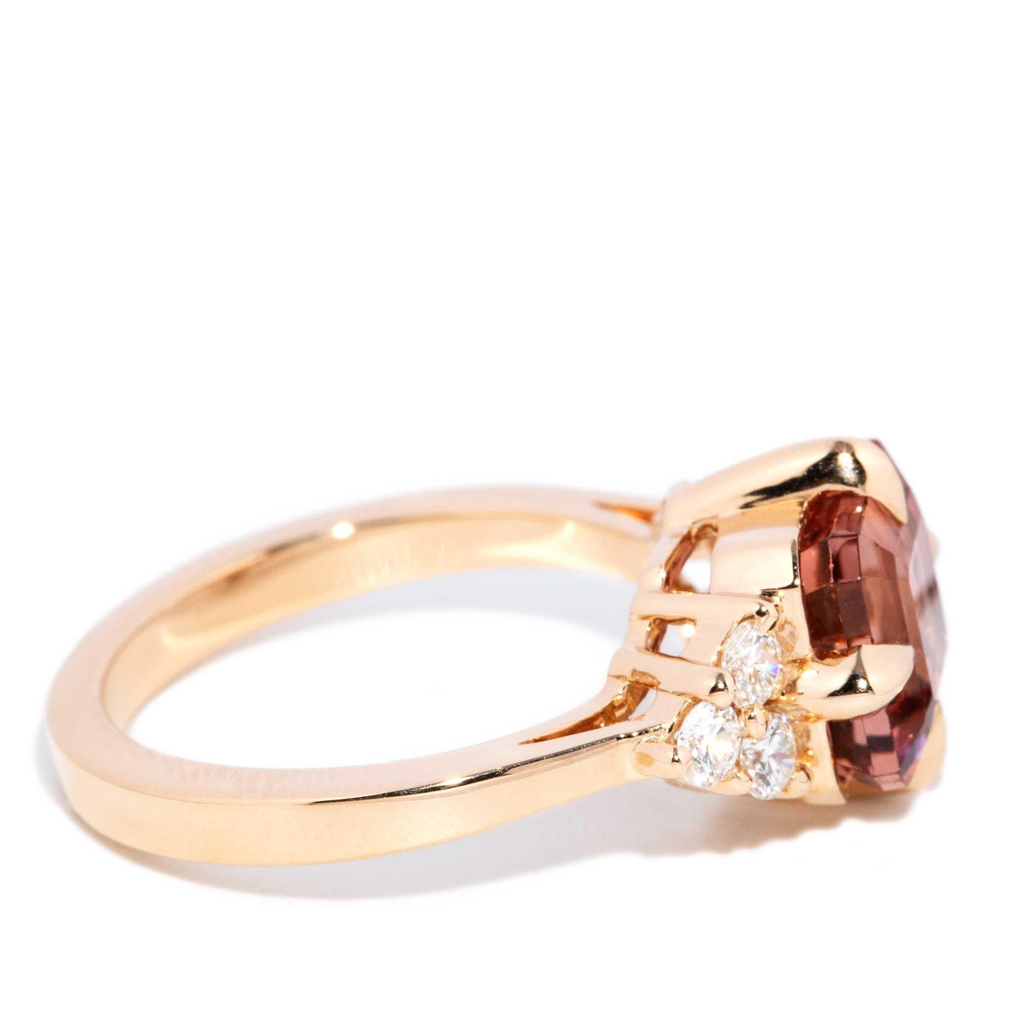 Anillo contemporáneo de oro de 18 ct con turmalina naranja melocotón y diamantes de 3,72 ct en venta 2