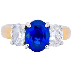 Vintage Contemporary 3.94 Carat Diamond Sapphire Platinum 14 Karat Gold Ring GIA