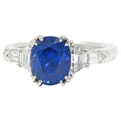 Anillo contemporáneo de diamantes, zafiros y gemas de platino de 3,98 quilates