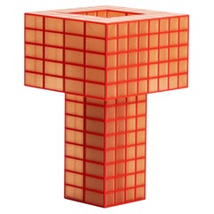 Lampada da tavolo portatile Tesser 5:8 in stile contemporaneo, stampata in 3D da Ridezign, color ambra