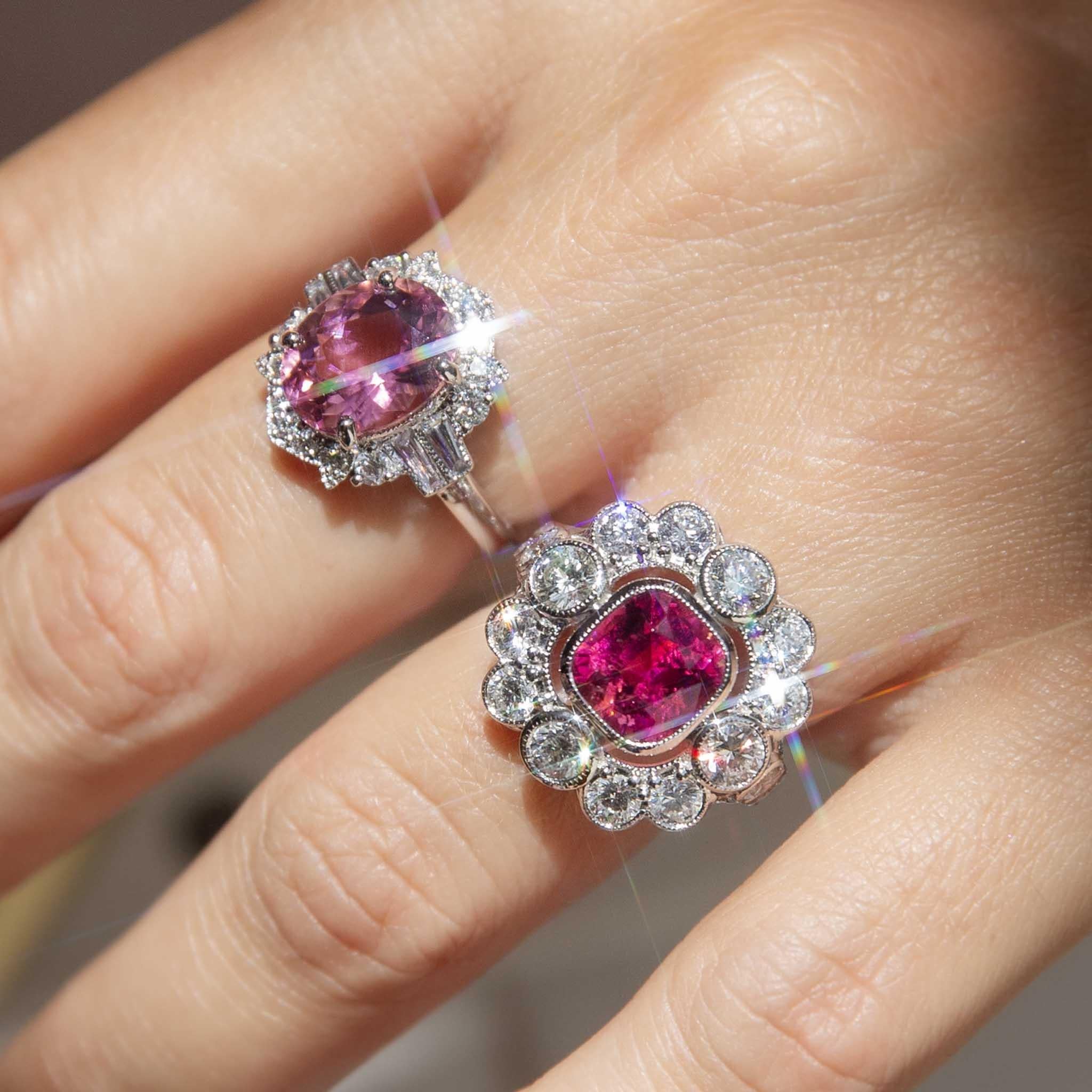 Contemporary 4,00 Karat Pink Turmalin & Diamant Ring 18 Karat Weißgold Damen im Angebot