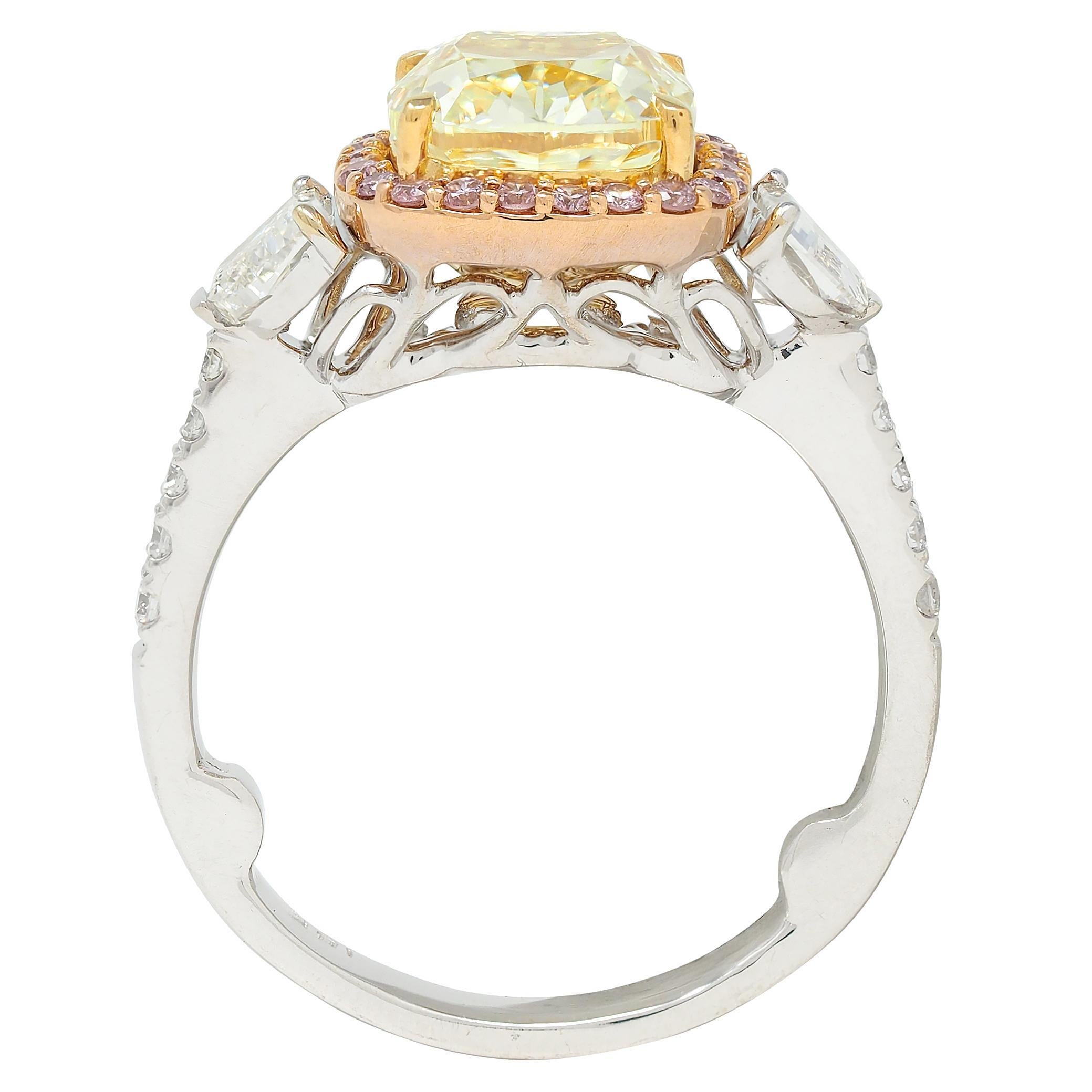 Bague de fiançailles contemporaine en or 18 carats avec 4,23 CTW de diamant jaune clair fantaisie 2