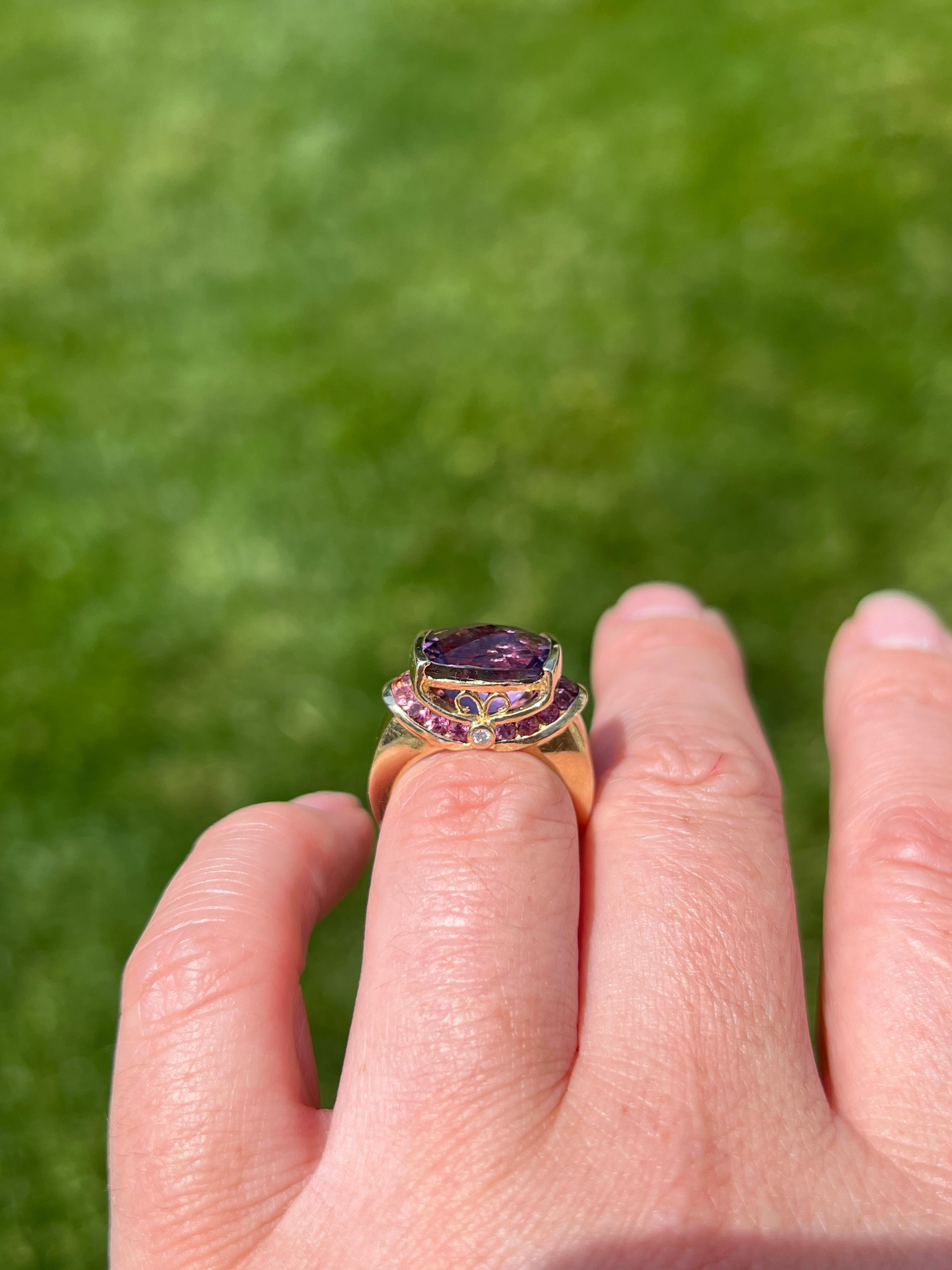Contemporary 5 Carat Amethyst Tourmaline Diamond & 10K Yellow Gold Cocktail Ring en vente 2