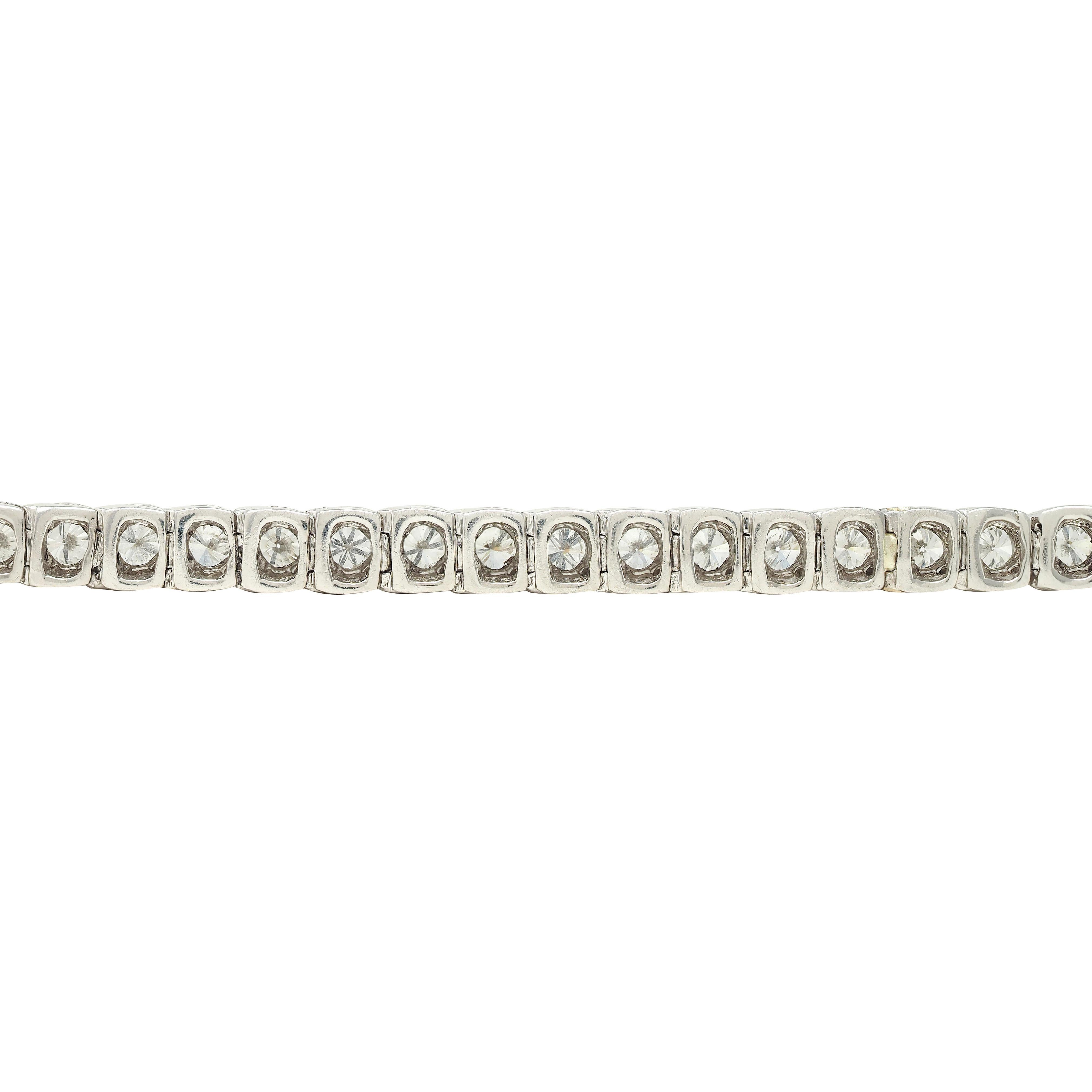 Contemporary 5.00 CTW Diamond Platinum Vintage Semi-Bezel Line Bracelet Excellent état - En vente à Philadelphia, PA