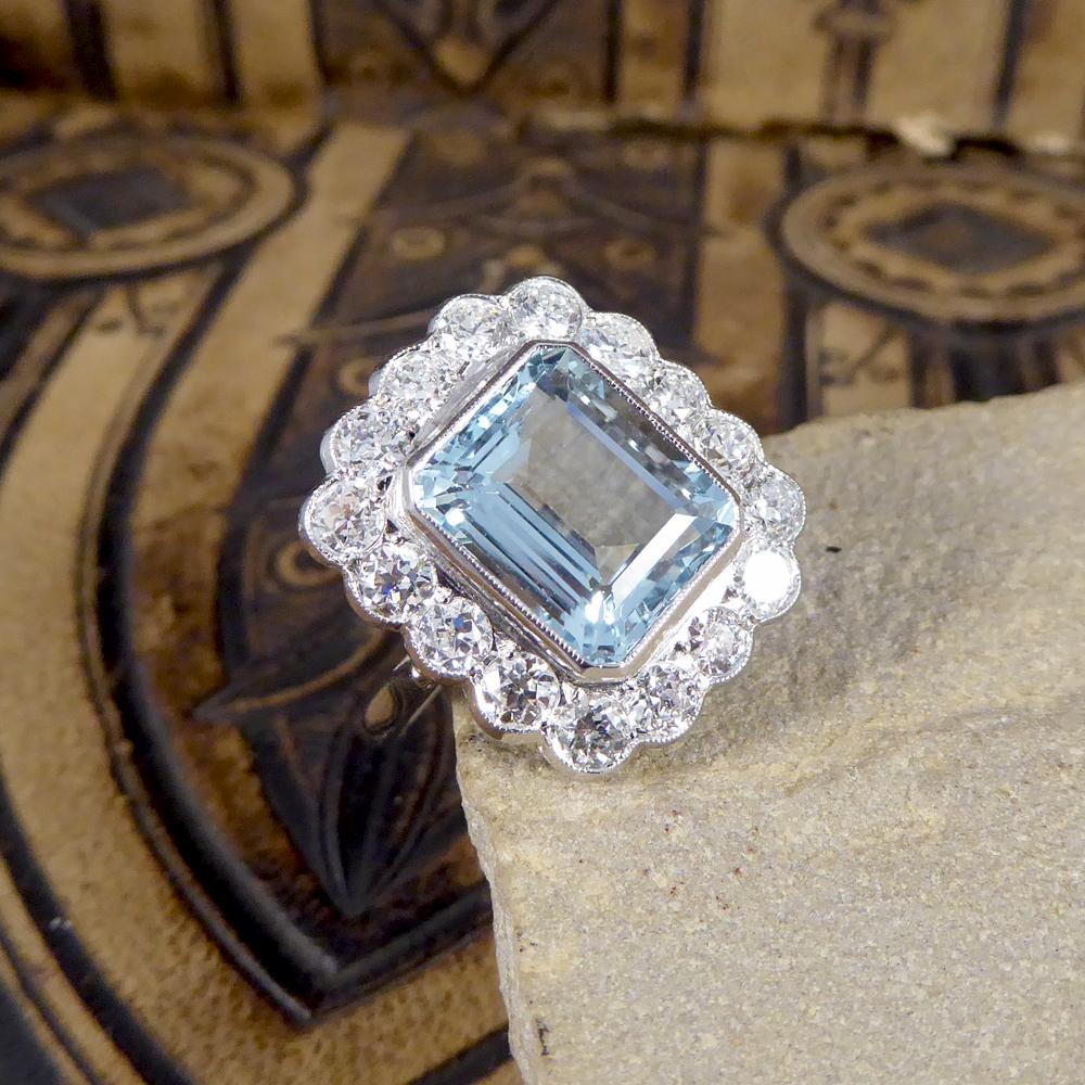 Contemporary 5.00 Carat Aquamarine and Diamond Cluster Ring in Platinum 3