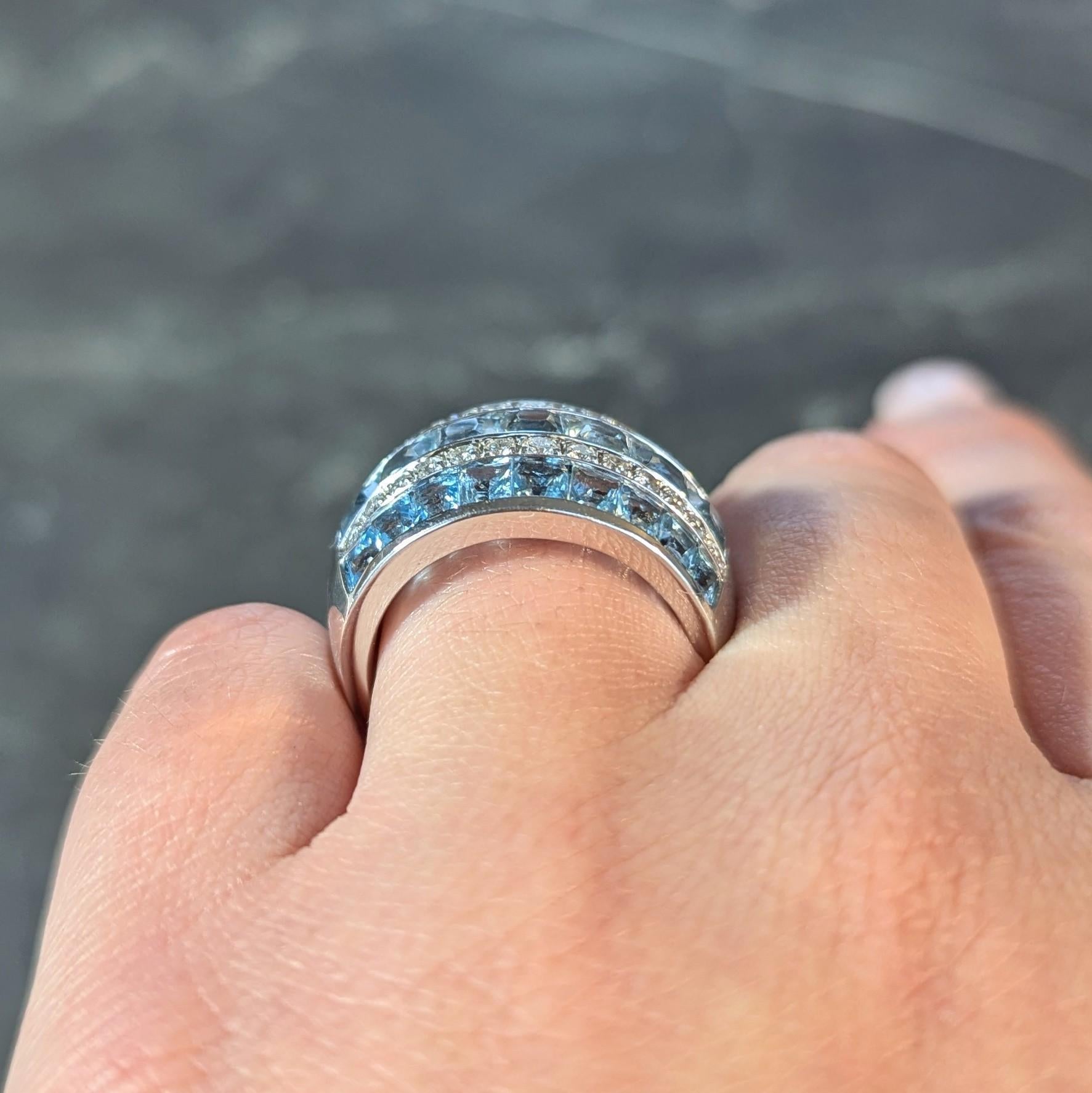 Contemporary 5.40 CTW Aquamarine Diamond 18 Karat White Gold Band Ring en vente 9