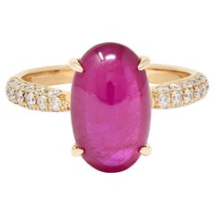 Contemporary 5.68 Carats Ruby Cabochon Diamond 18 Karat Rose Gold Gemstone Ring