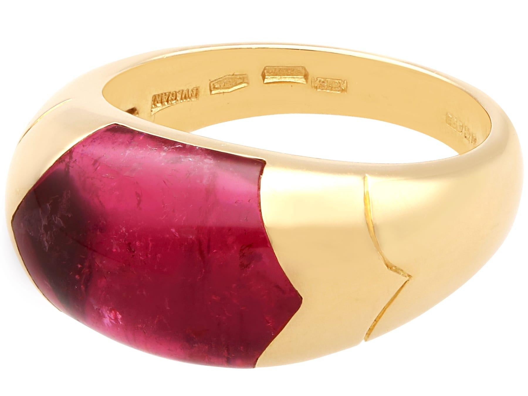 Bague Contemporary 5.90 Carat Pink Tourmaline 18k Yellow Gold by Bulgari (1995) Excellent état - En vente à Jesmond, Newcastle Upon Tyne