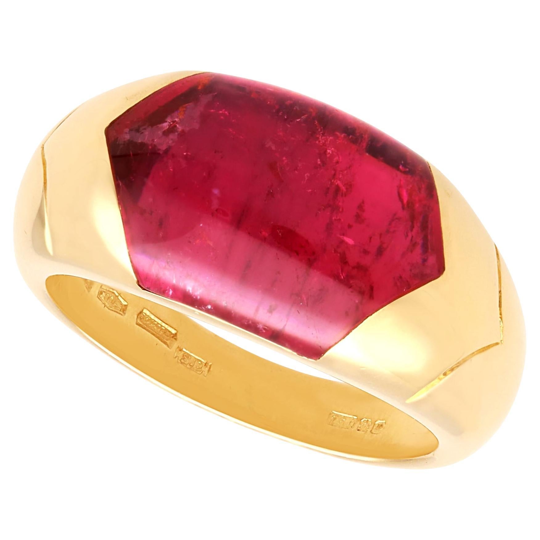Contemporary 5.90 Carat Pink Tourmaline 18k Yellow Gold Ring by Bulgari (1995)