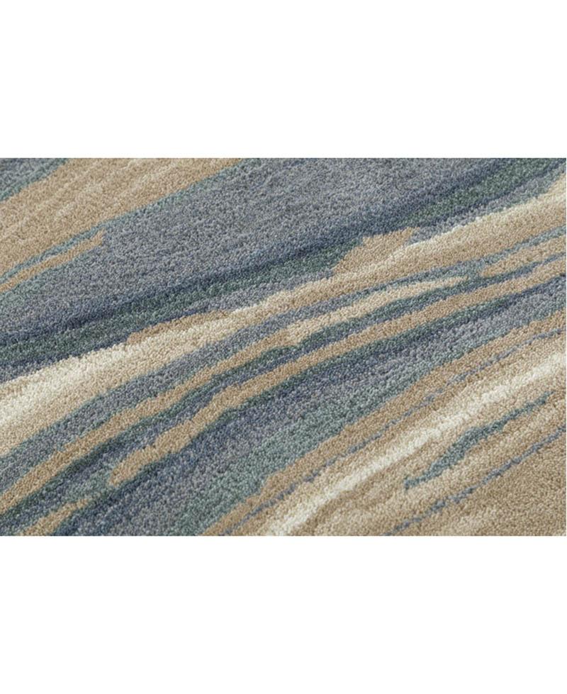 Indian Contemporary 5'x7' Hand-Tufted Rug with Wavy Stripes For Sale