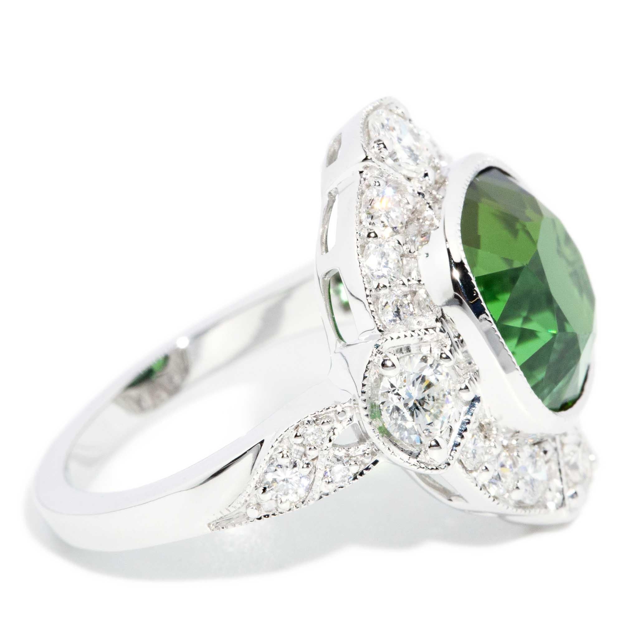Contemporary 6.07ct Green Tourmaline & Diamond Ring 18 Carat White Gold For Sale 5