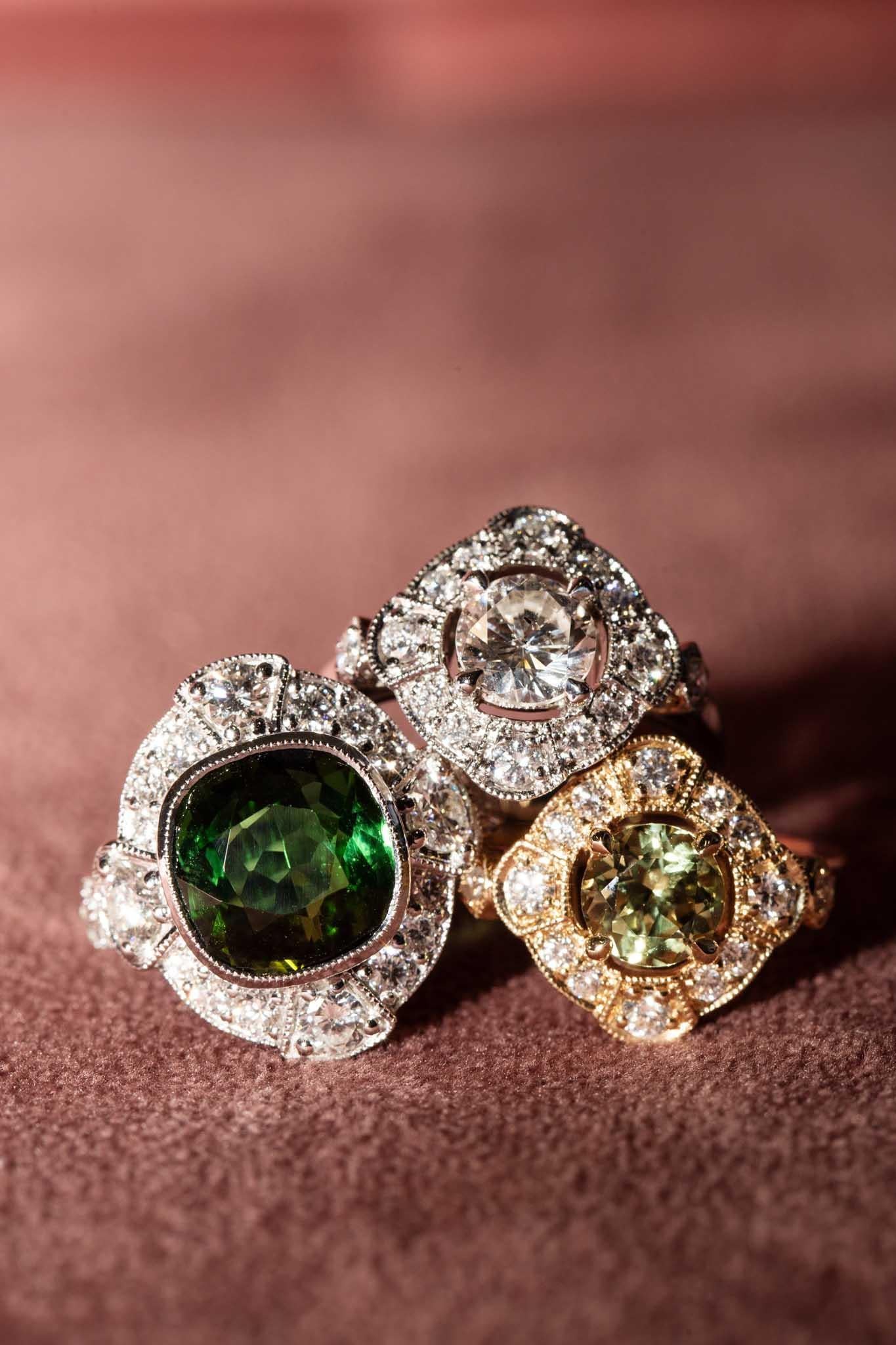 Contemporary 6.07ct Green Tourmaline & Diamond Ring 18 Carat White Gold For Sale 6