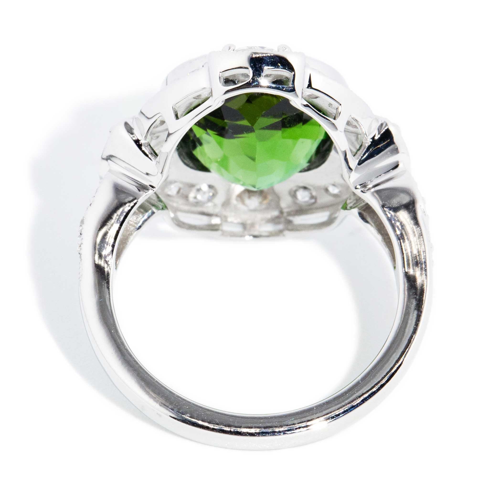 Contemporary 6.07ct Green Tourmaline & Diamond Ring 18 Carat White Gold For Sale 7