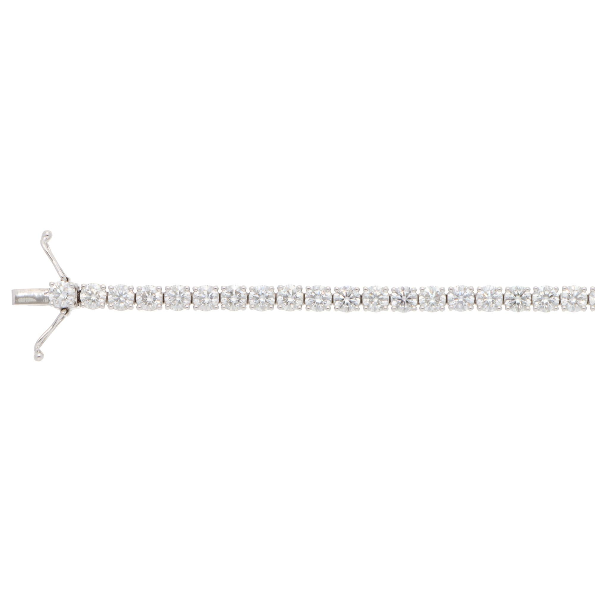 Brilliant Cut Contemporary 6.96ct Diamond Line Tennis Bracelet in White Gold
