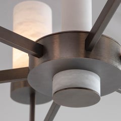 Araña de brújula contemporánea de 6 brazos en alabastro de bronce by Tigermoth Lighting