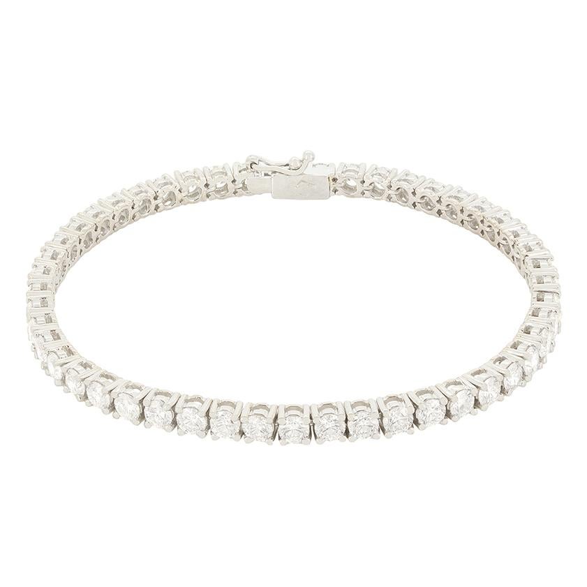 Brilliant Cut Contemporary 7.20ct Diamond Tennis Bracelet For Sale
