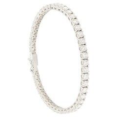 Contemporary 7.20ct Diamond Tennis Bracelet