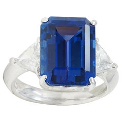 Contemporary 8.65 CTW Tanzanite Diamond Platinum Three Stone Ring