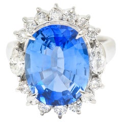 Contemporary 9,06 Karat Ceylon Saphir Marquise Diamant Platin Halo Ring GIA