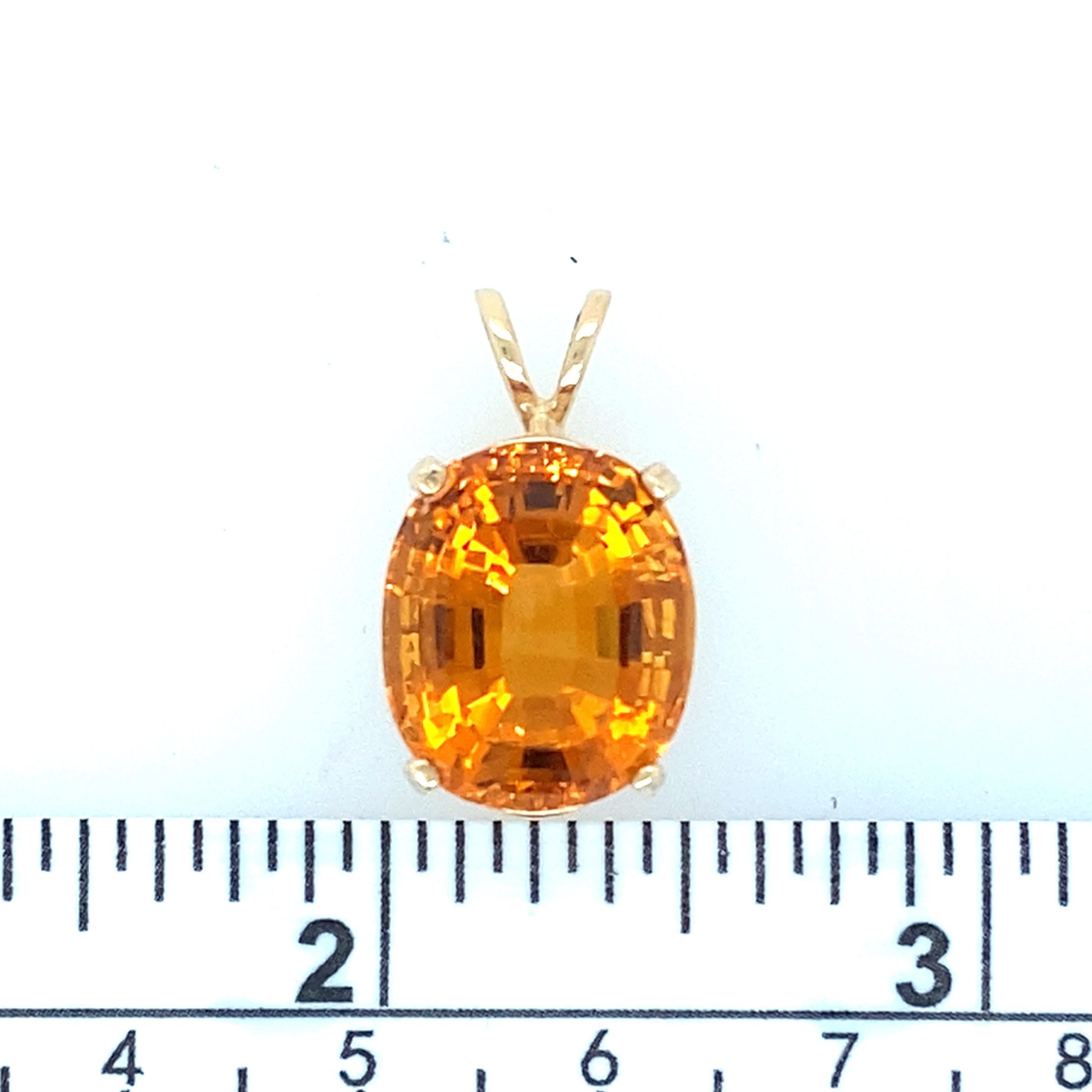 Contemporary 9,12 Karat Oval Citrin 14 Karat Gelbgold Solitär-Anhänger 1