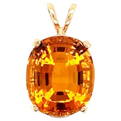 Contemporary 9.12 Carat Oval Citrine 14 Karat Yellow Gold Solitaire Pendant