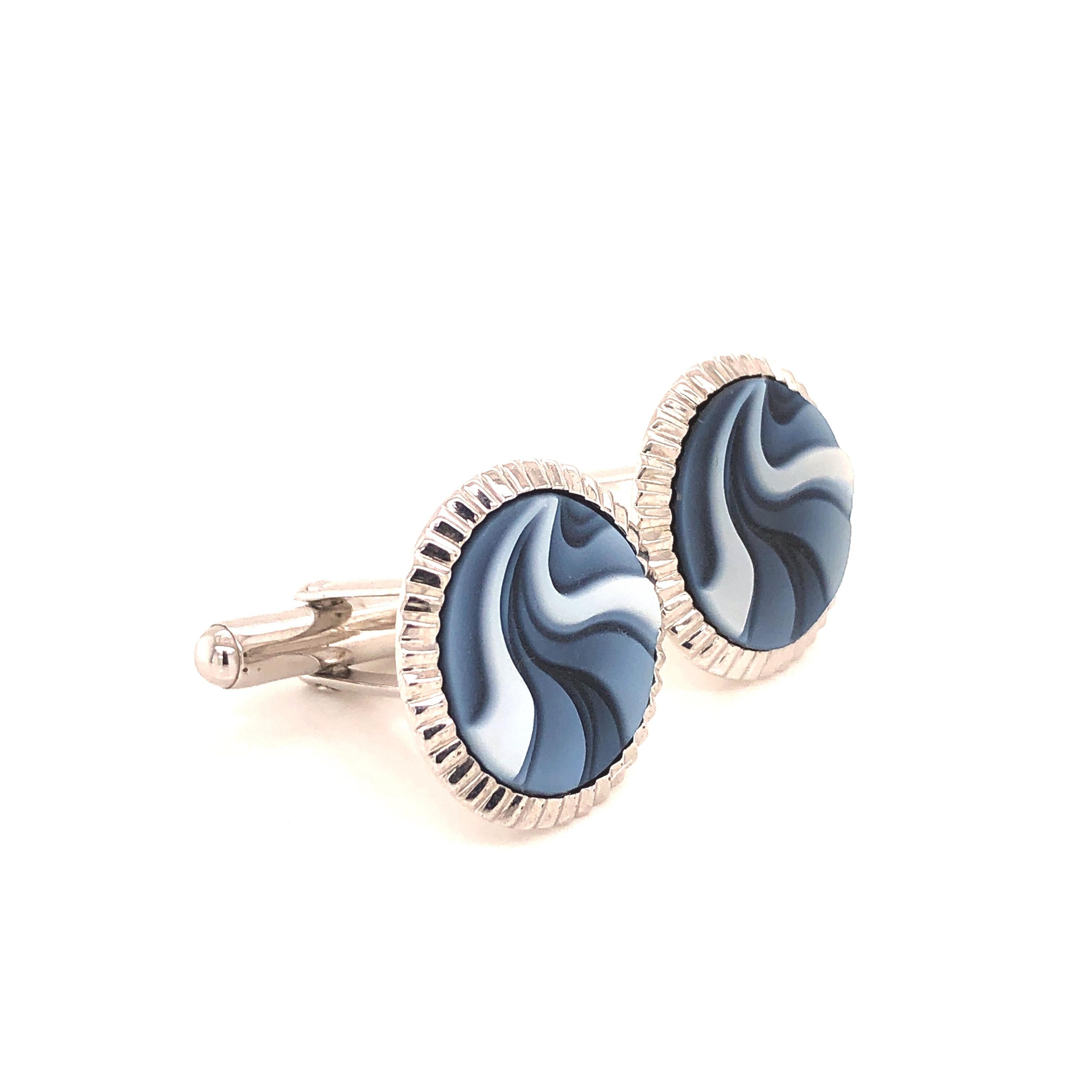 Women's or Men's Sterling Silver Contemporary Design Agate Carving Gemstone Cufflinks   For Sale