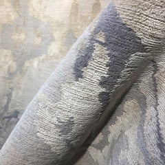 Alfombra Abstracta Contemporánea en Gris Beige, Hecha a Mano de Seda, Lana, "Arte