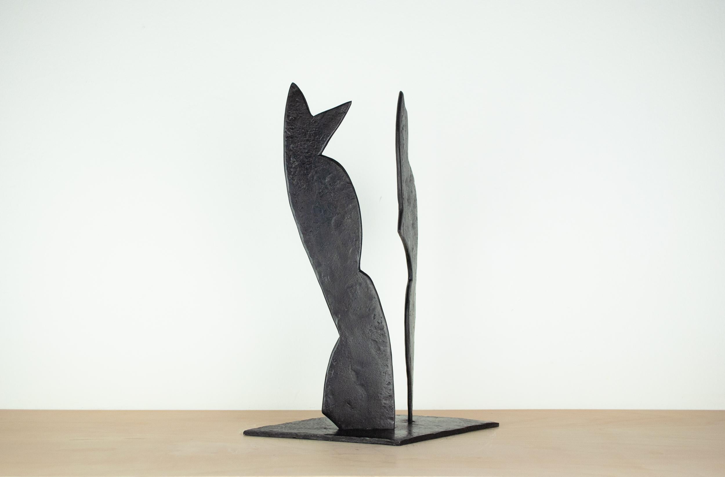 Contemporary Black Forged Steel Sculpture Inspired by H. Bertoia - Two Forms 02 For Sale 1