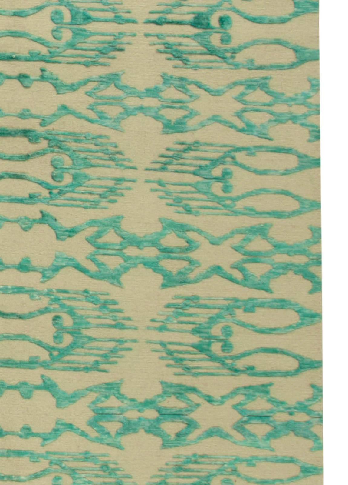 Contemporary Abstract Blue Ikat Silk and Wool Rug by Doris Leslie Blau In New Condition For Sale In New York, NY