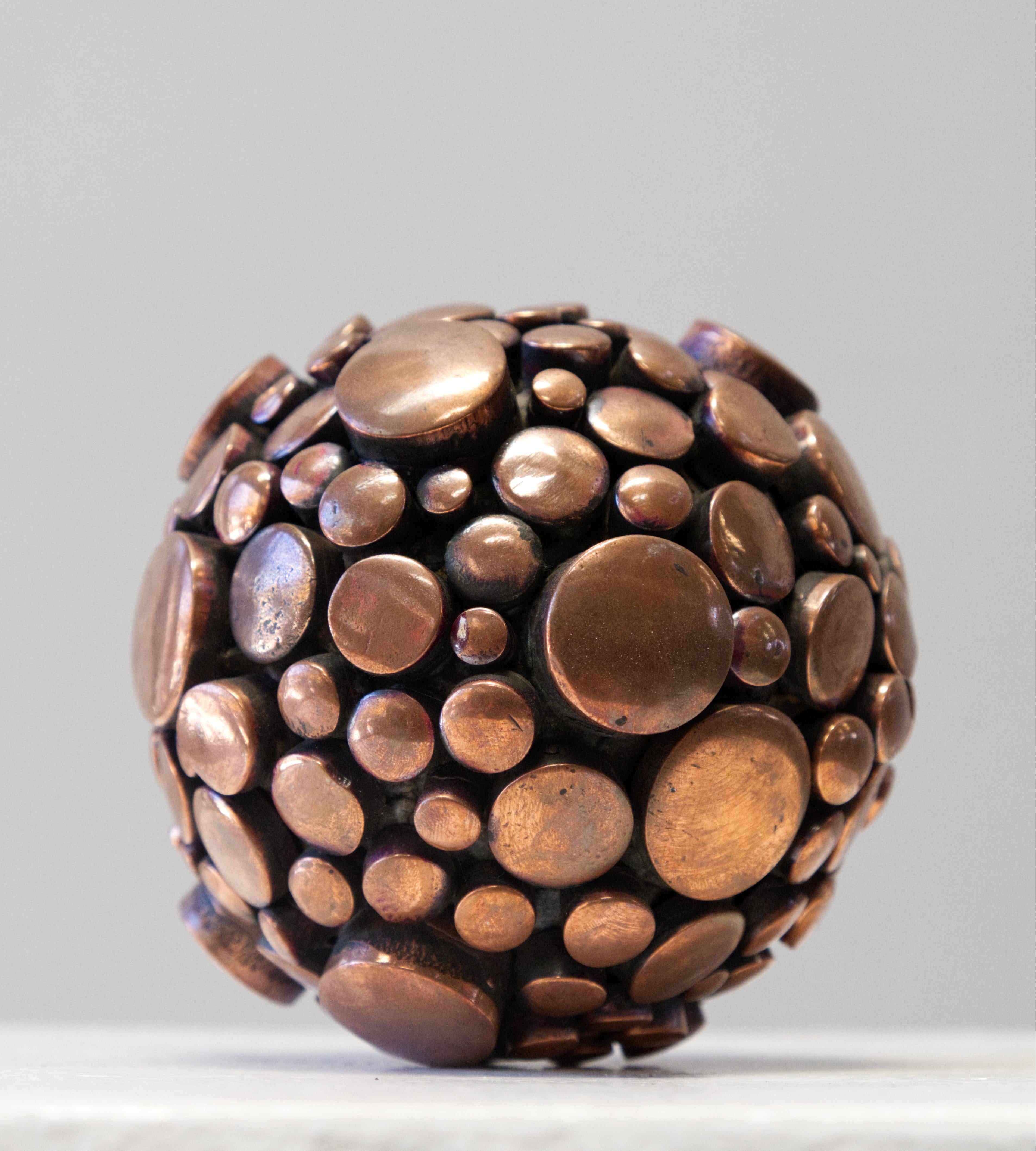 Moderno Scultura astratta contemporanea in rame, 'Nucleus 2' di Charles Splady in vendita