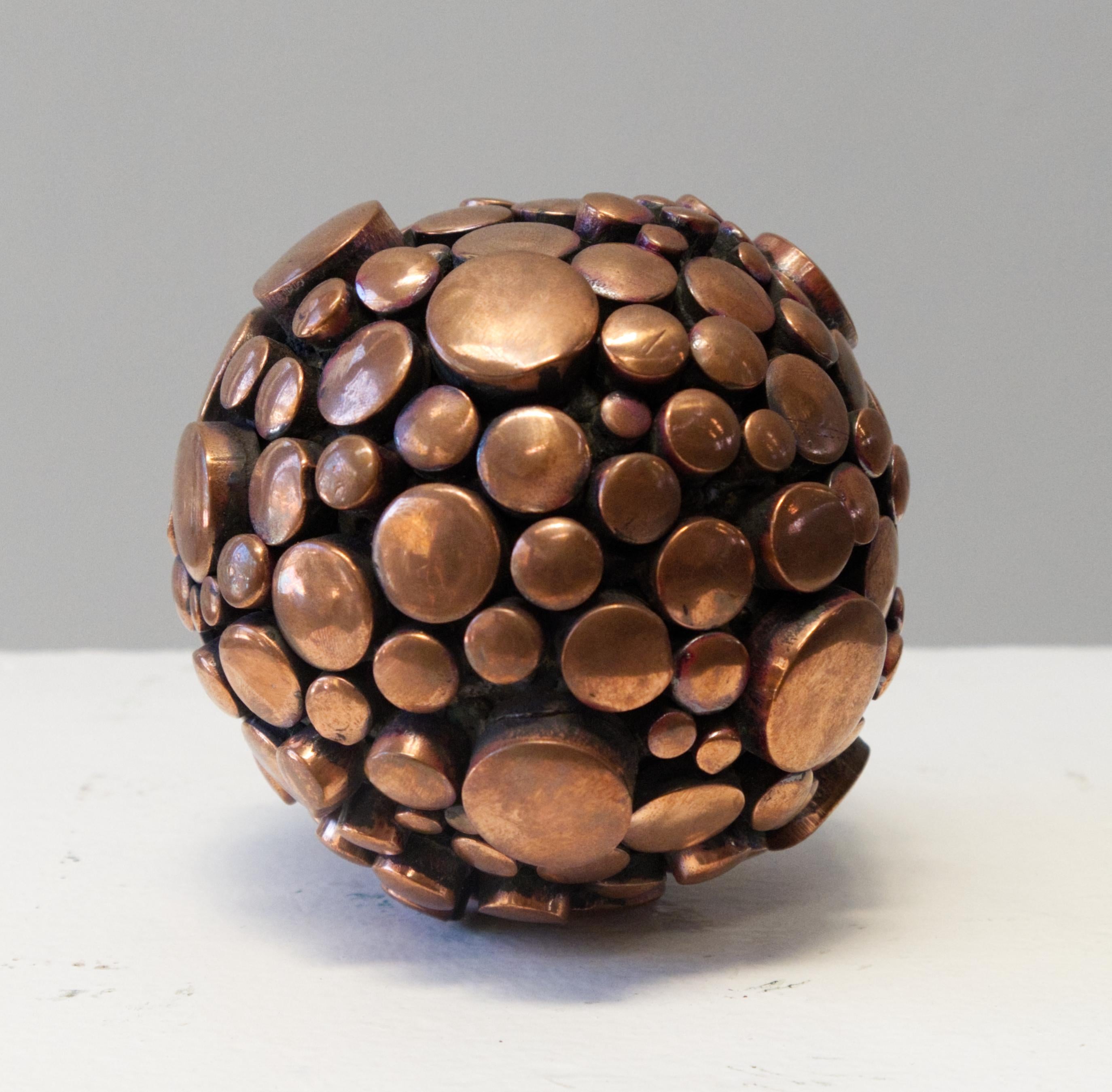 Americano Scultura astratta contemporanea in rame, 'Nucleus 2' di Charles Splady in vendita