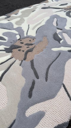 Contemporary Abstract Floral Hand-Tufted Rug in Neutral Tones with Organic