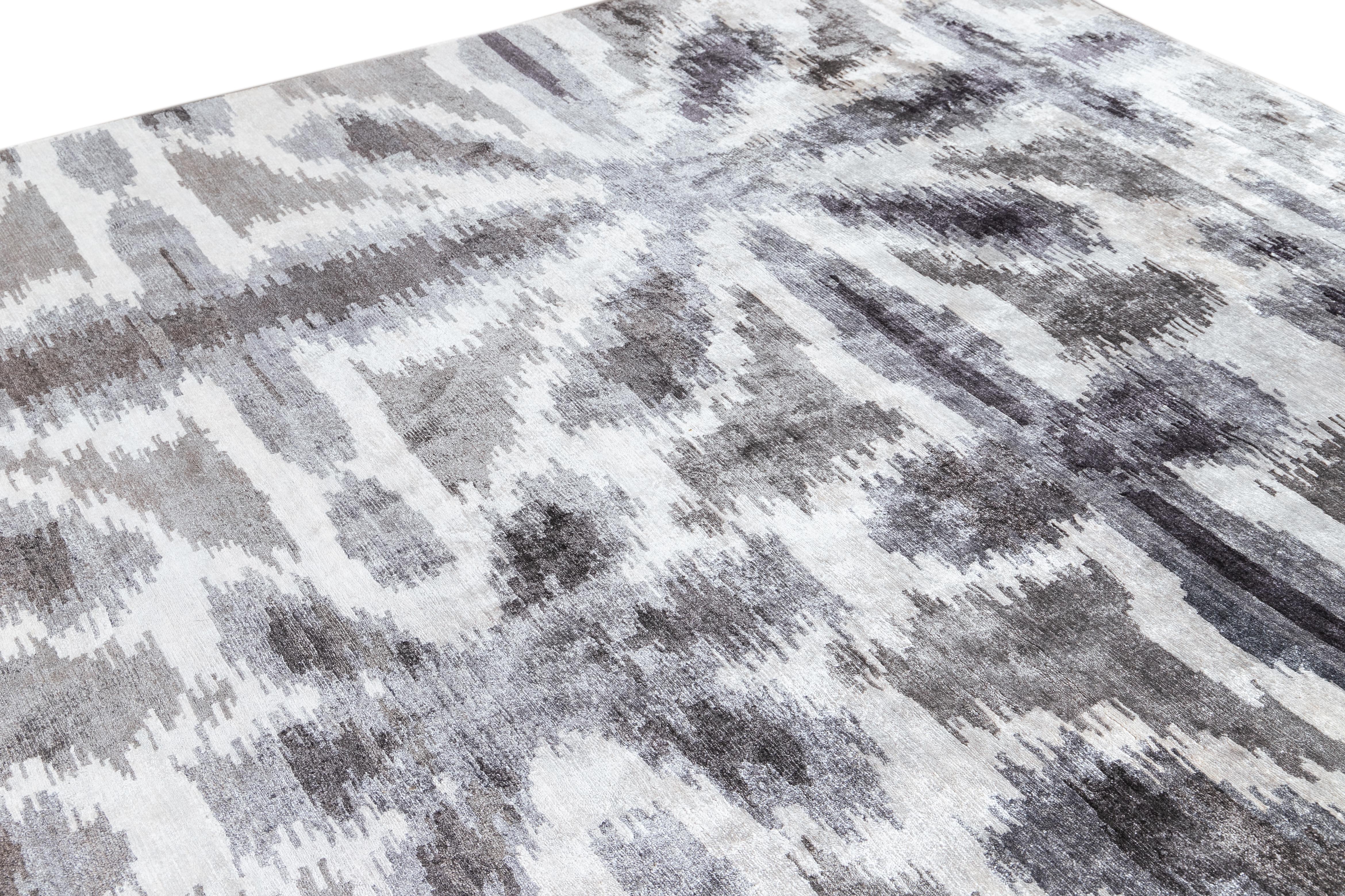 Contemporary Abstract Grey and White Silk Rug For Sale 1