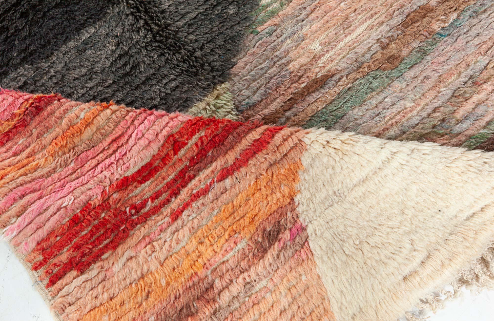 Contemporary Abstract Moroccan Wool Rug by Doris Leslie Blau In New Condition For Sale In New York, NY