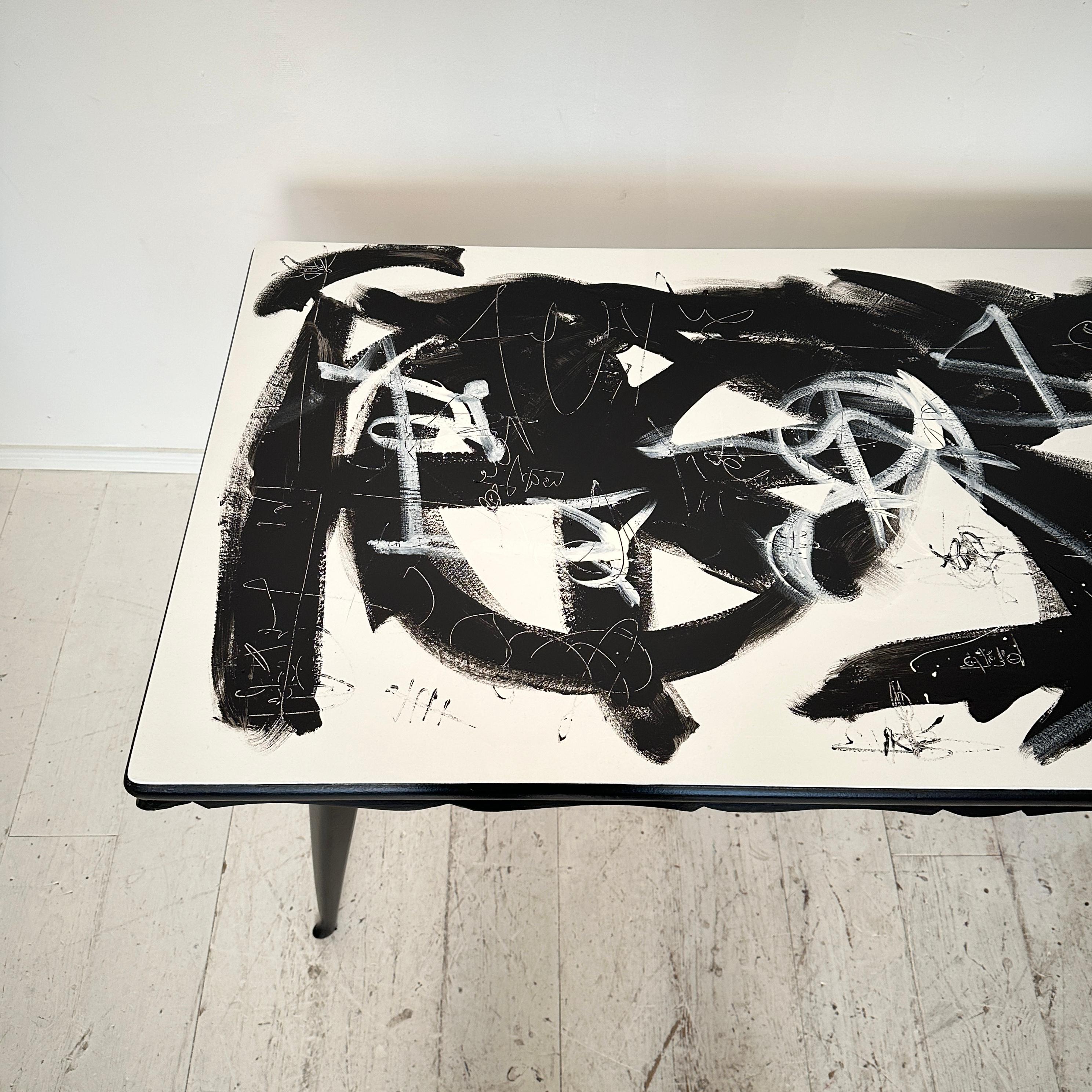 Italian Contemporary Abstract Painted Dining Table in Black and White, 1950s Base For Sale