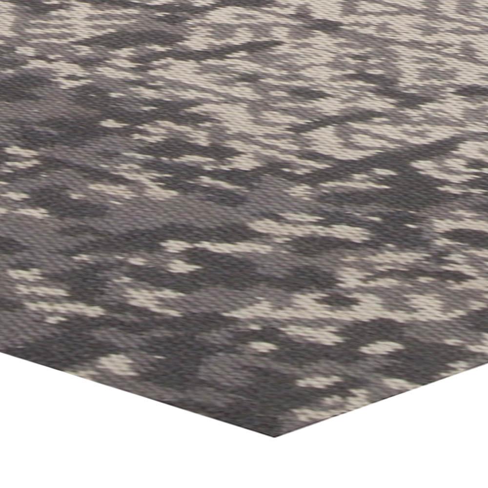 Noué à la main Tapis contemporain abstrait Petra Gray en laine fait à la main par Doris Leslie Blau en vente