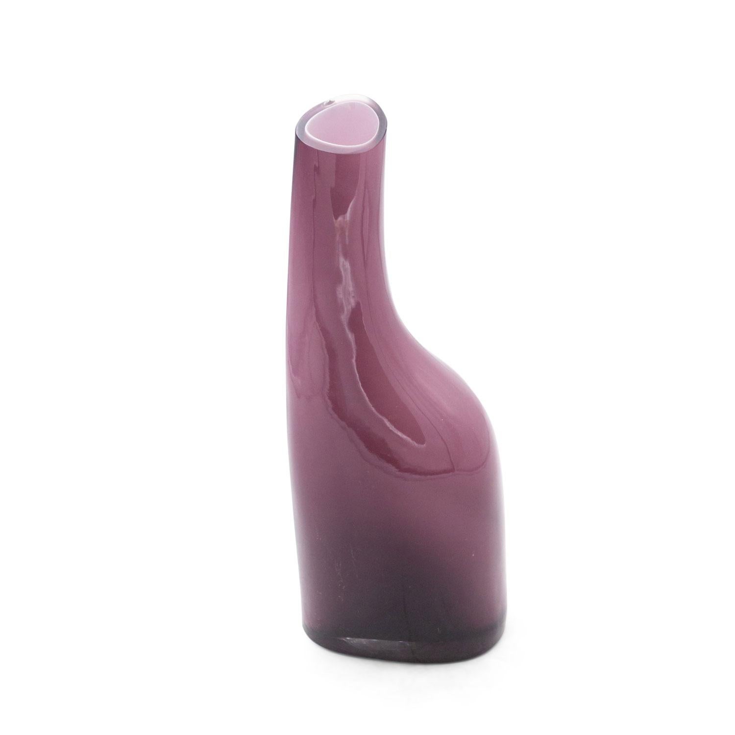 Vetro Contemporary Abstract Purple Glass Vase in vendita