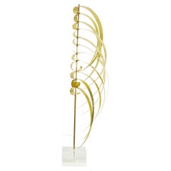 Sculpture abstraite contemporaine en laiton et lucite de Robert Lee Morris