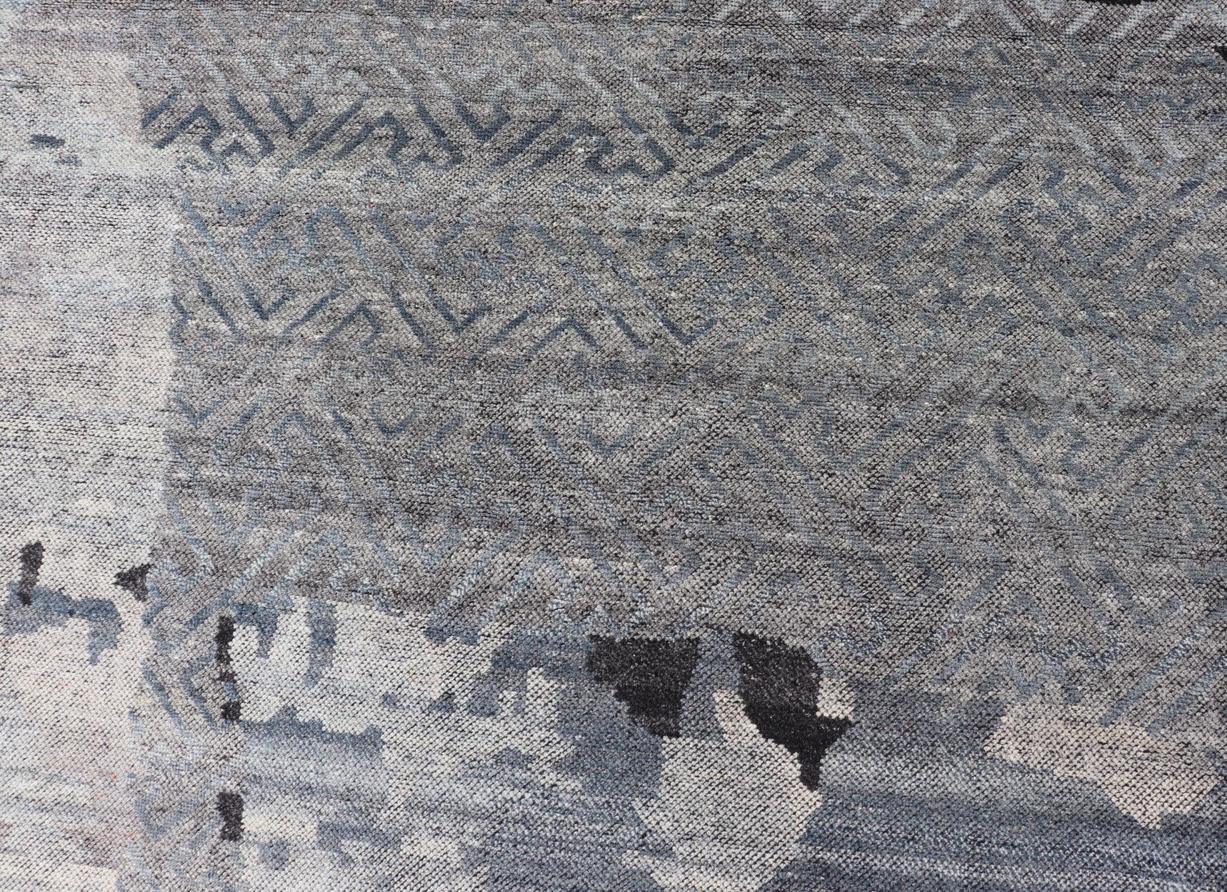 Contemporary Abstract Rug in Grau, Holzkohle und Stahlblau 10'1 X 14 (Moderne) im Angebot