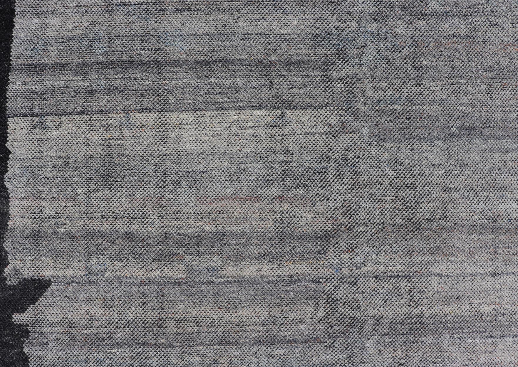 Contemporary Abstract Rug in Grau, Holzkohle und Stahlblau 10'1 X 14 (Handgeknüpft) im Angebot