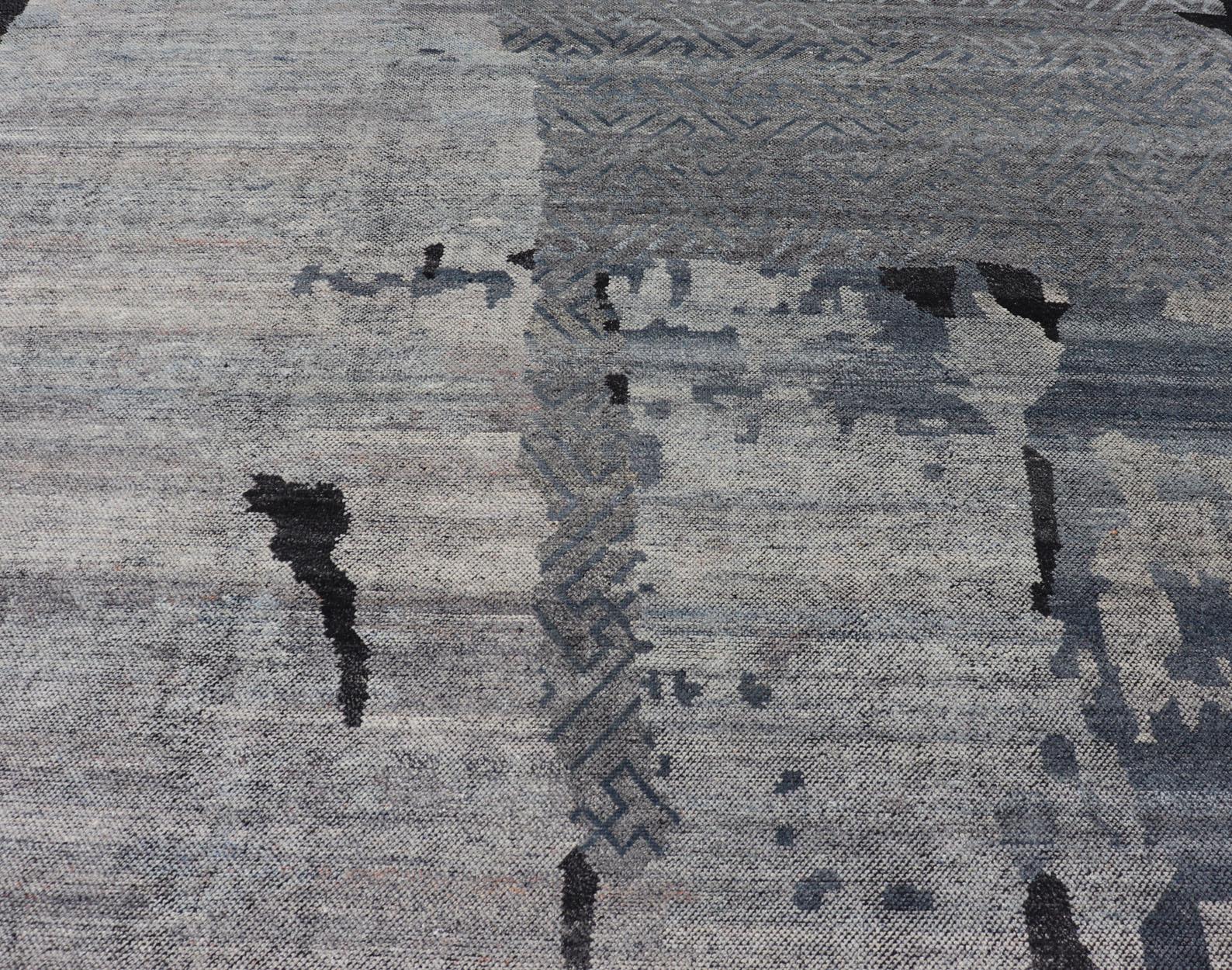 Contemporary Abstract Rug in Grau, Holzkohle und Stahlblau 10'1 X 14 im Angebot 1