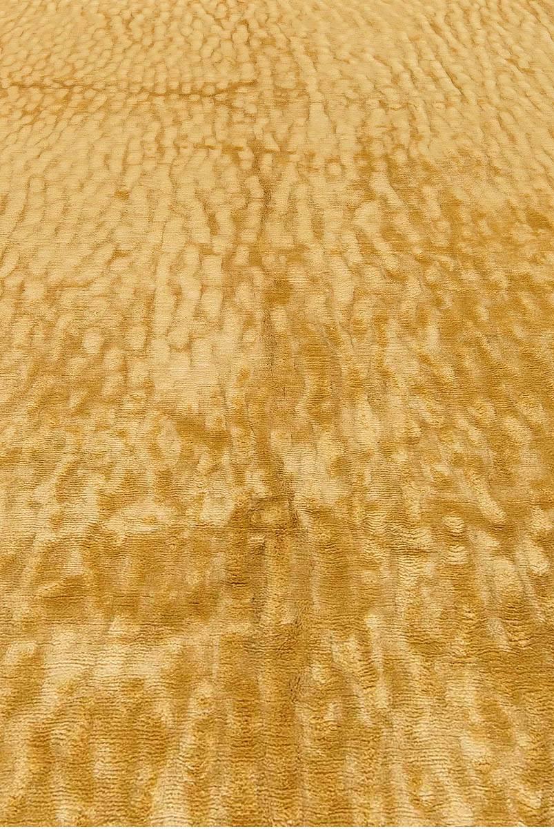 Zeitgenössischer abstrakter tibetischer Teppich aus Seide in Sandtönen von Doris Leslie Blau (21. Jahrhundert und zeitgenössisch) im Angebot
